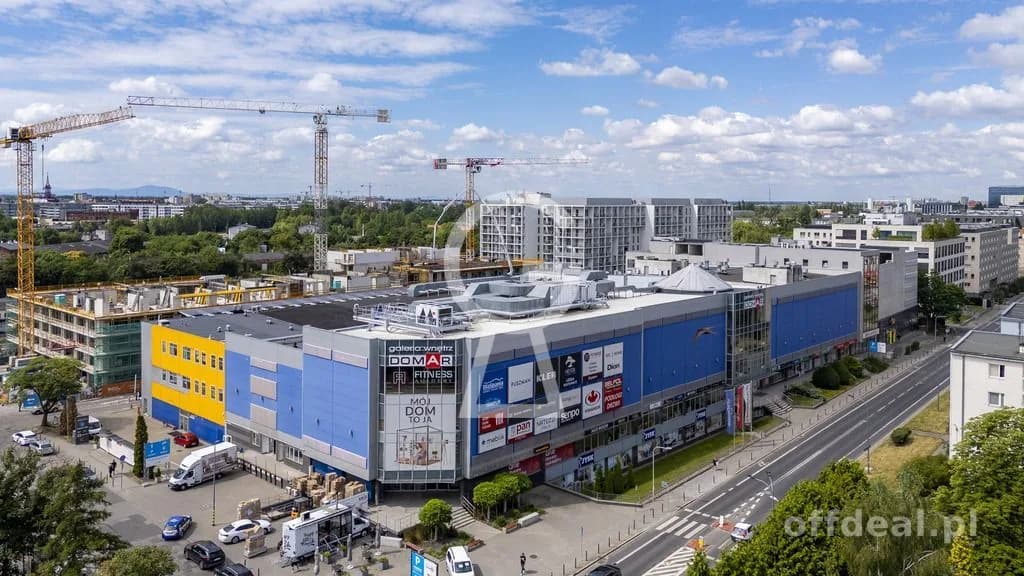 DOMAR✨ Centrum ✨ Witryny ✨ Parking ✨Ruch pieszych