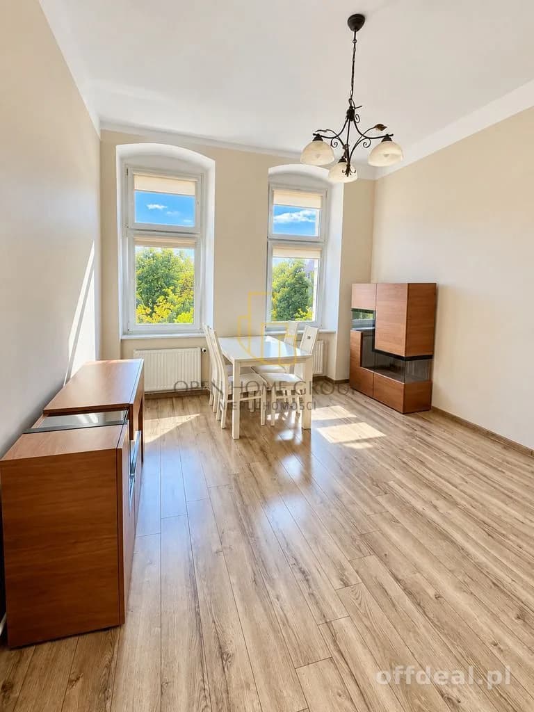Foto 1: Wohnung, 2 rooms, 48 m², Wrocław