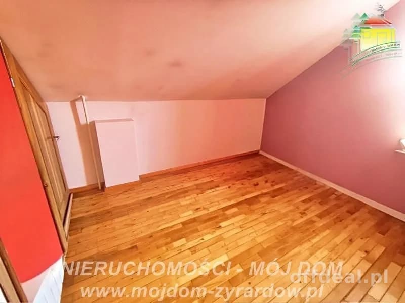 Nieruchomość dla dwóch rodzin lub inwestycja na wynajem.