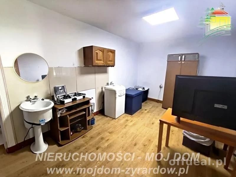 Nieruchomość dla dwóch rodzin lub inwestycja na wynajem.