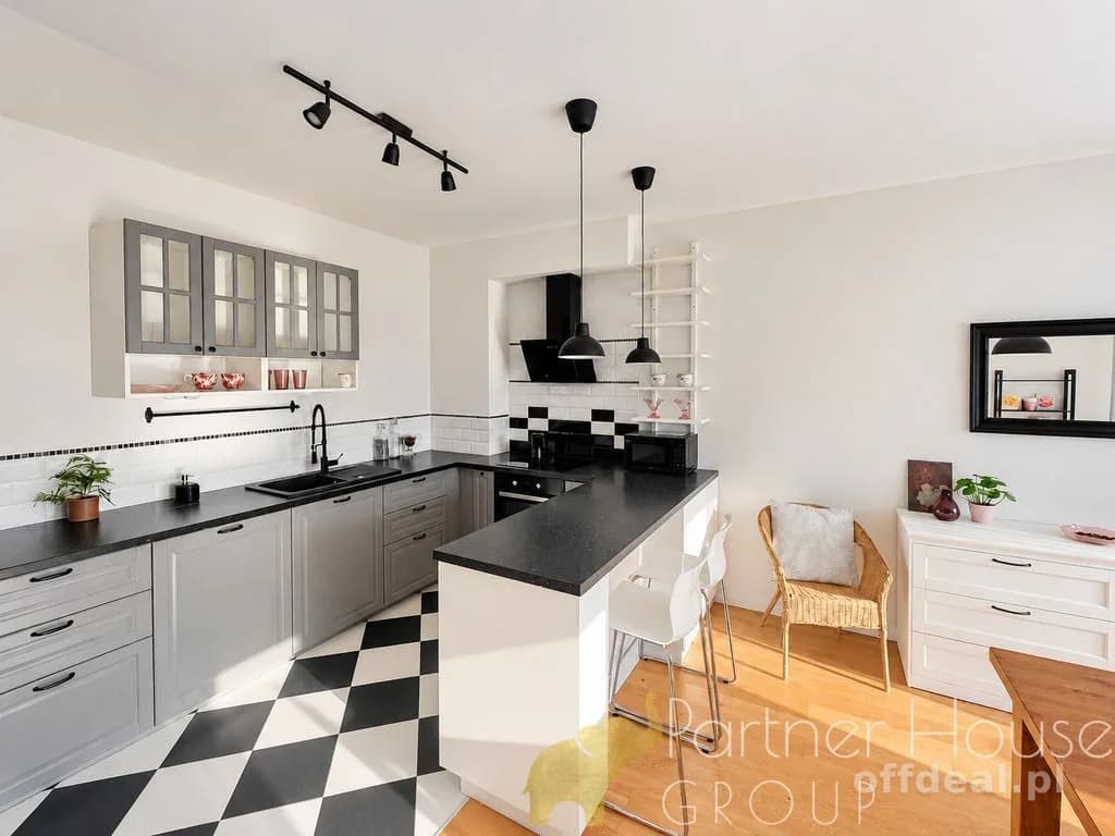 Przestronny dom szeregowy 150 m² | Blisko stacji PKP | Nowa Iwiczna