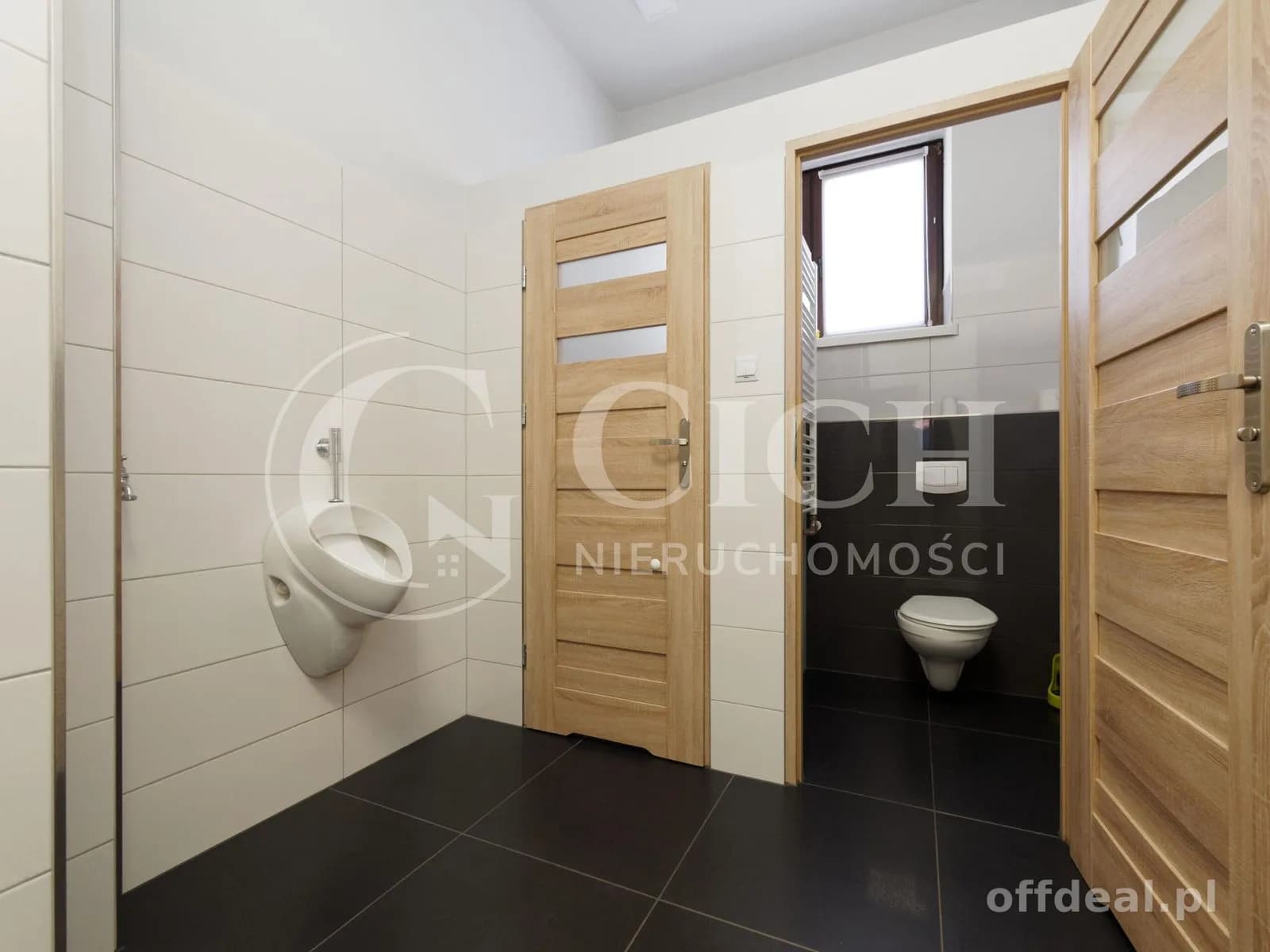 Lokal z balkonem