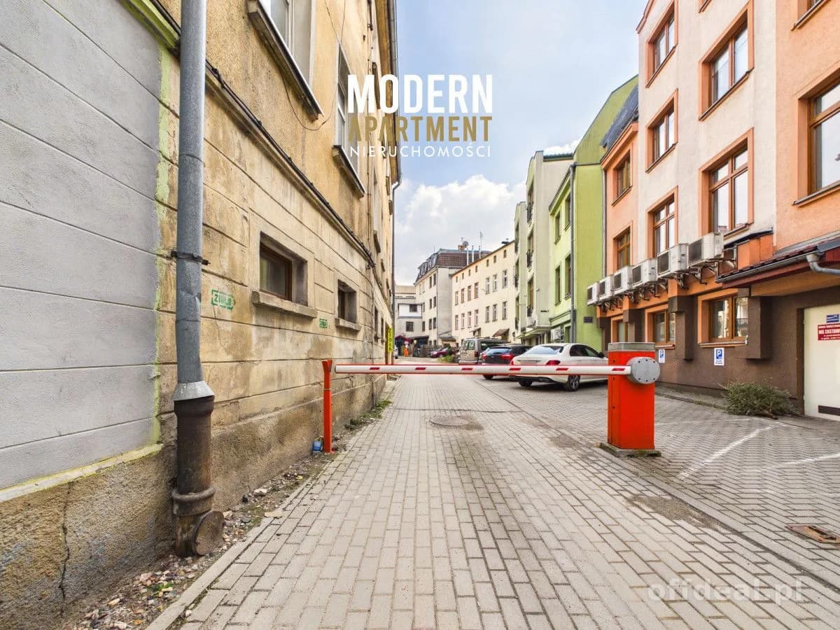 Jelenia Góra! Dwupoziomowe mieszkanie w centrum