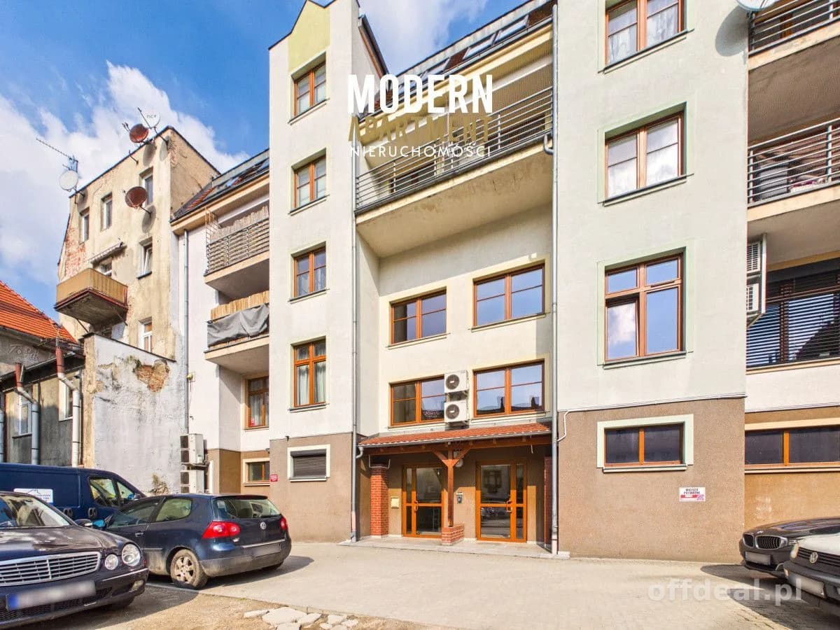Jelenia Góra! Dwupoziomowe mieszkanie w centrum