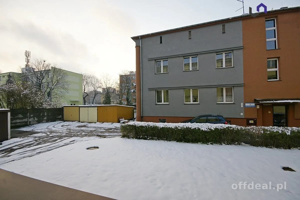 2 POKOJE, GARAŻ + MIEJSCE POSTOJOWE!