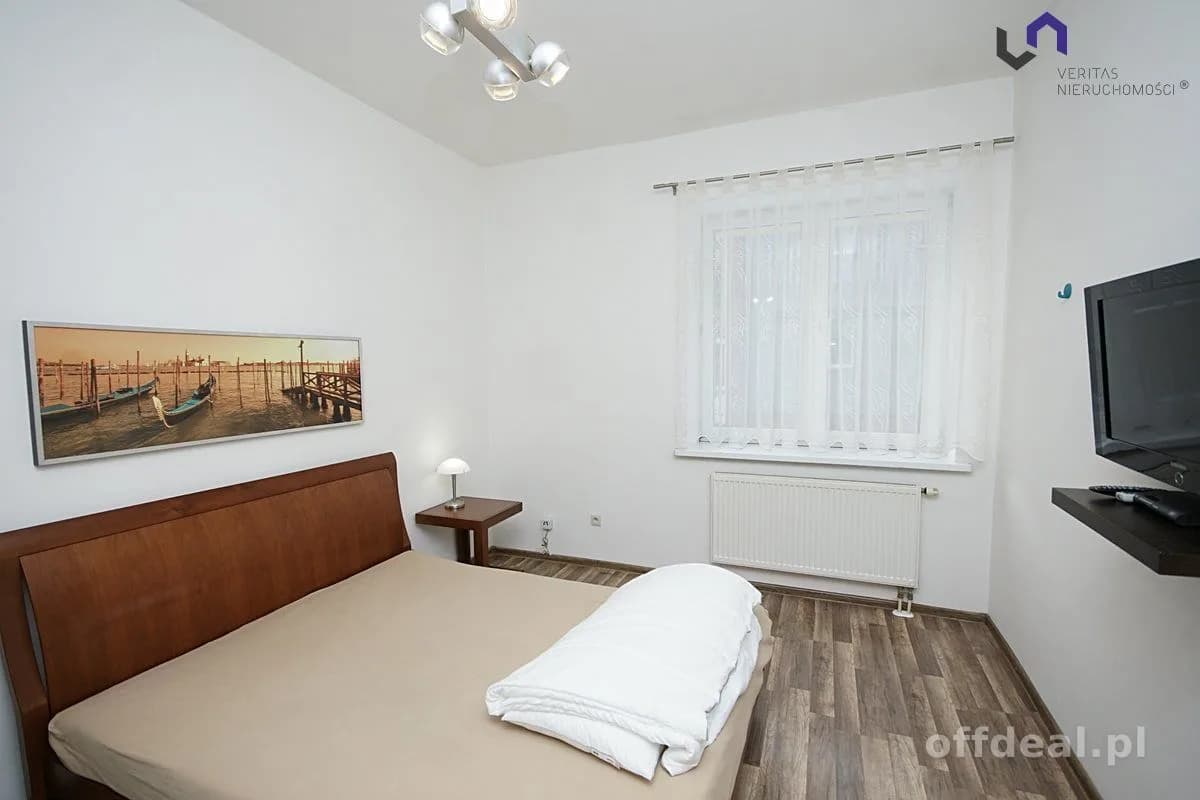 2 POKOJE, GARAŻ + MIEJSCE POSTOJOWE!