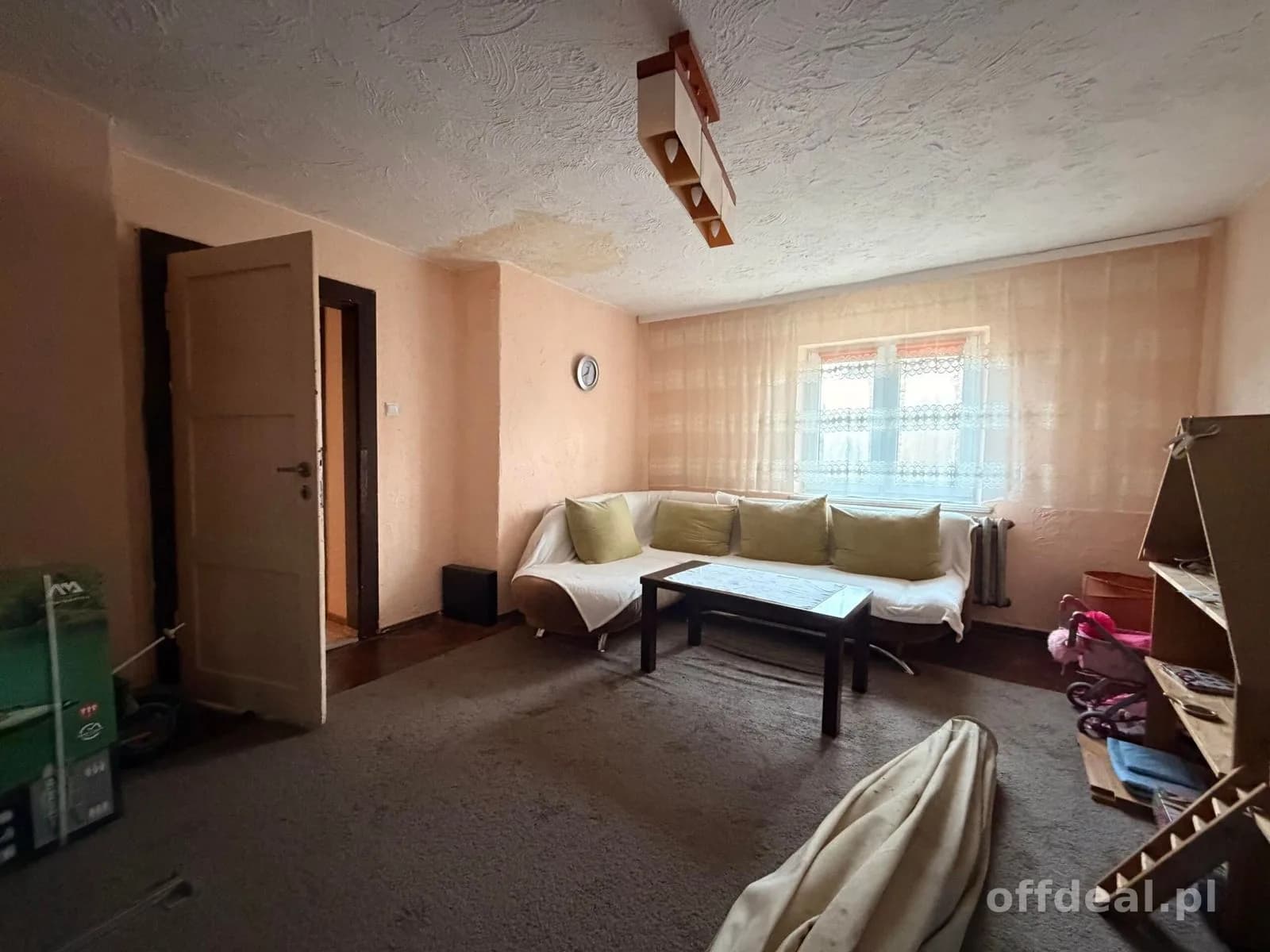 Dom na dużej działce Oporów, al. Piastów