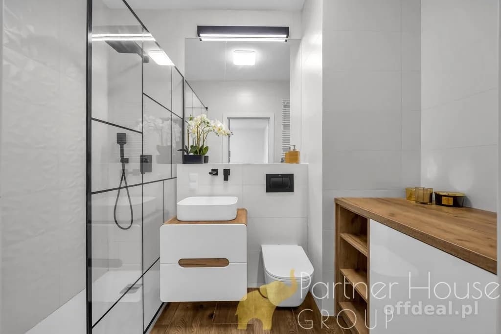 Blisko uczelni i lotniska | Balkon | Garaż