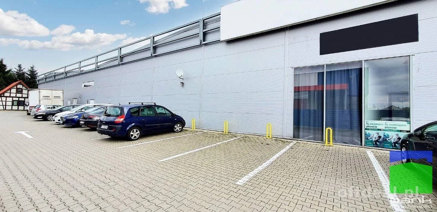 Turek - pawilon handlowy 4000 m2 na sprzedaż