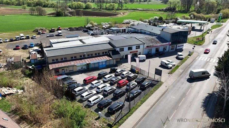 Obiekt komercyjny | Z najemcami | 1200 m2 |