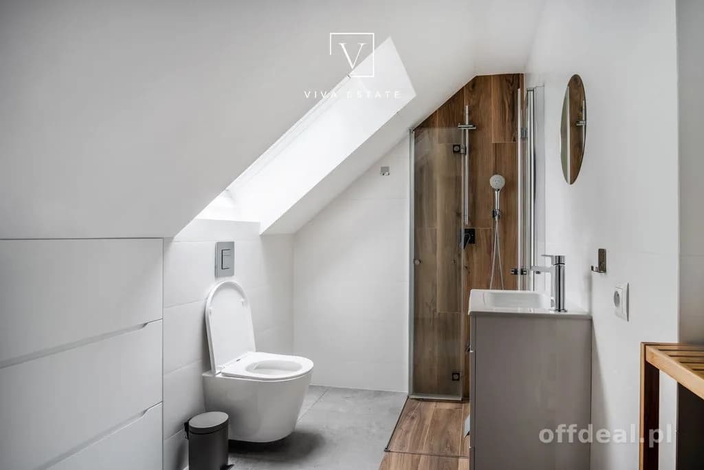 Dom nad jeziorem | fotowoltaika | jacuzzi