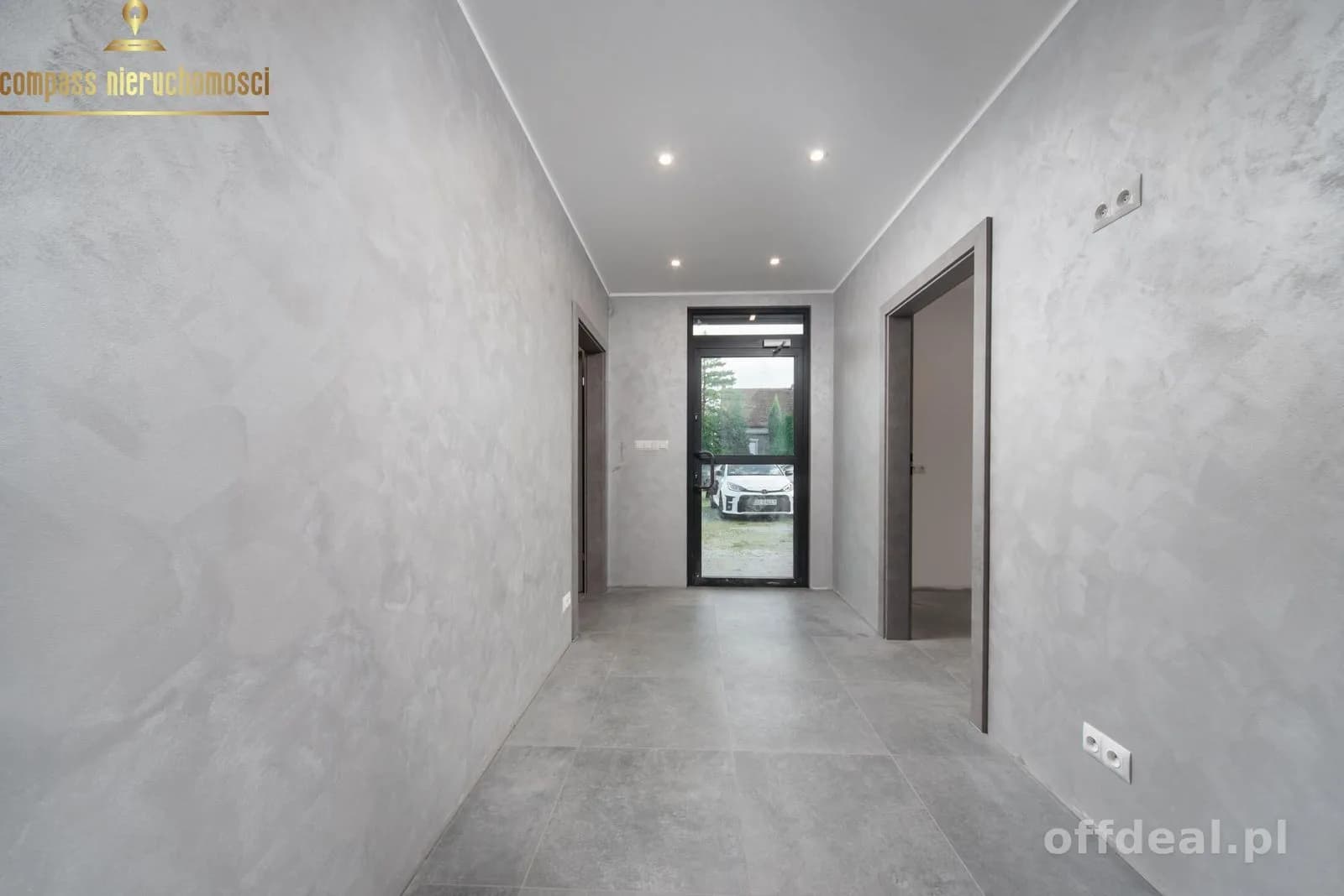 10-Zimmer Haus zum Verkauf in Wrocław, Fabryczna, Leśnica | 385,95 m²