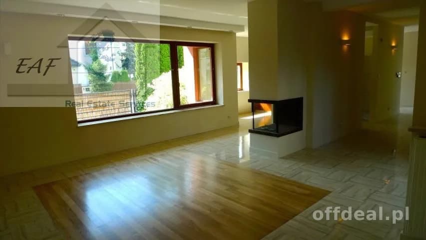 Gewerbeimmobilie zur Miete in Warszawa, Tomaszów Mazowiecki, Wilanów | 360 m²