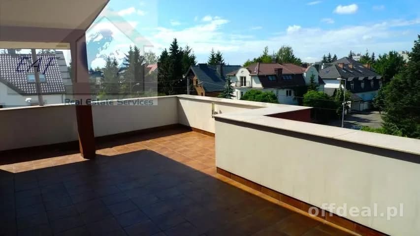 Gewerbeimmobilie zur Miete in Warszawa, Tomaszów Mazowiecki, Wilanów | 360 m²