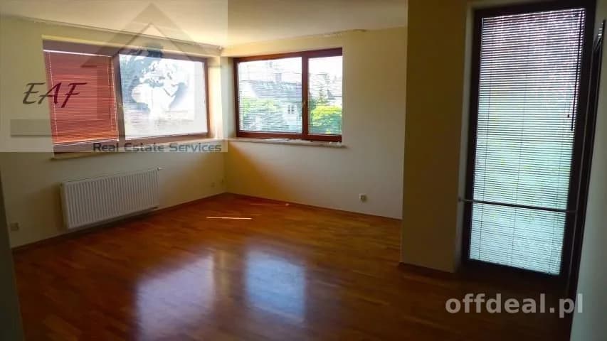 Gewerbeimmobilie zur Miete in Warszawa, Tomaszów Mazowiecki, Wilanów | 360 m²