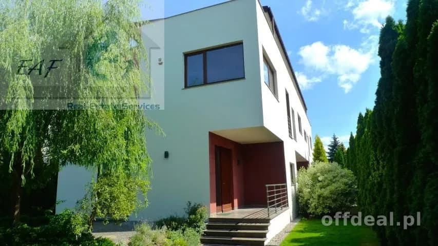 Gewerbeimmobilie zur Miete in Warszawa, Tomaszów Mazowiecki, Wilanów | 360 m²