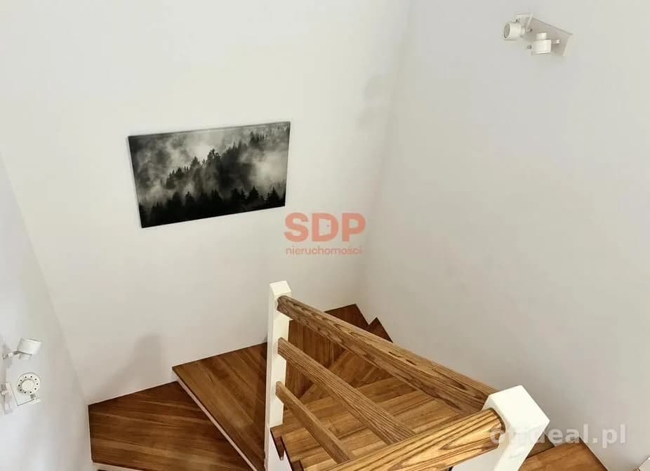 Rodzinny dom, 4 sypialnie, garaż, klimatyzacja, fotowoltaika 6,4kW