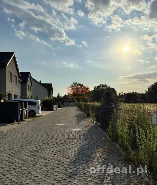 Rodzinny dom, 4 sypialnie, garaż, klimatyzacja, fotowoltaika 6,4kW