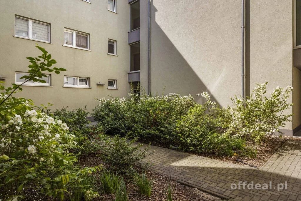 2 pokoje | balkon | Zatorska