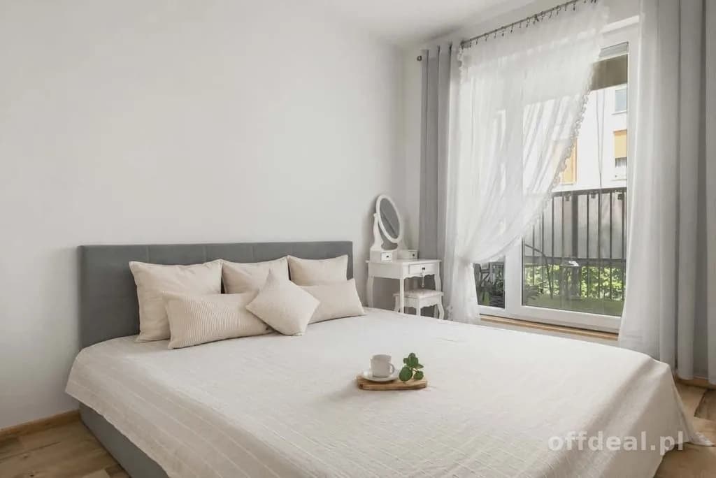 2 pokoje | balkon | Zatorska