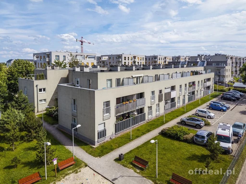 2 pokoje | balkon | Zatorska