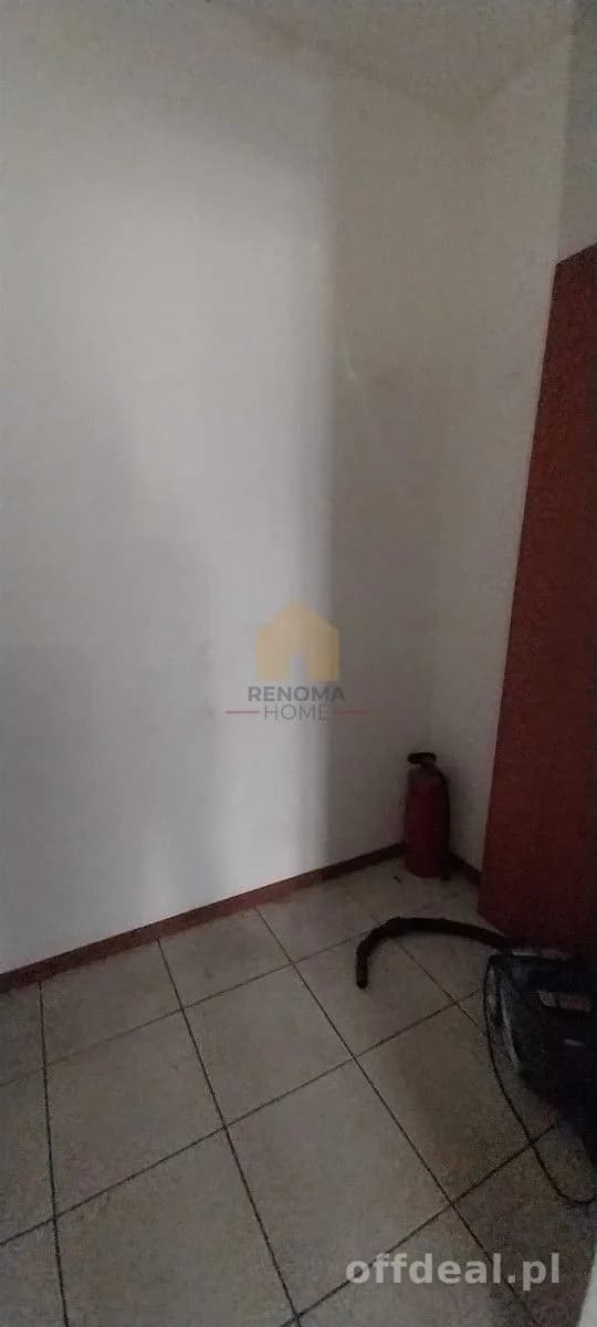 комерційна нерухомість в оренду у Wałbrzych, Śródmieście | 30 m²