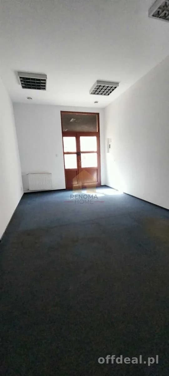 комерційна нерухомість в оренду у Wałbrzych, Śródmieście | 30 m²