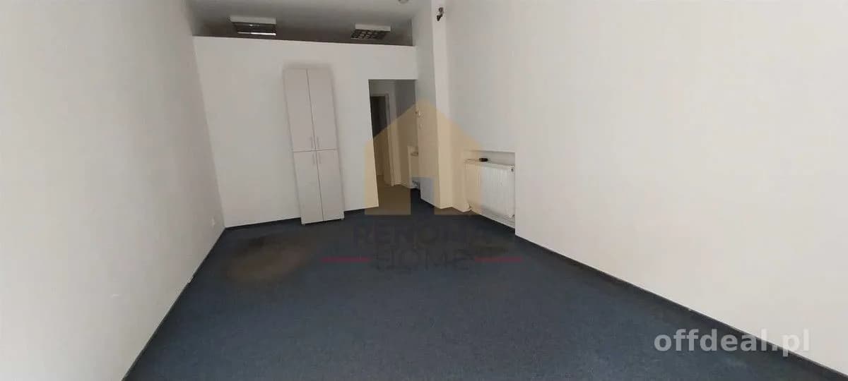 комерційна нерухомість в оренду у Wałbrzych, Śródmieście | 30 m²