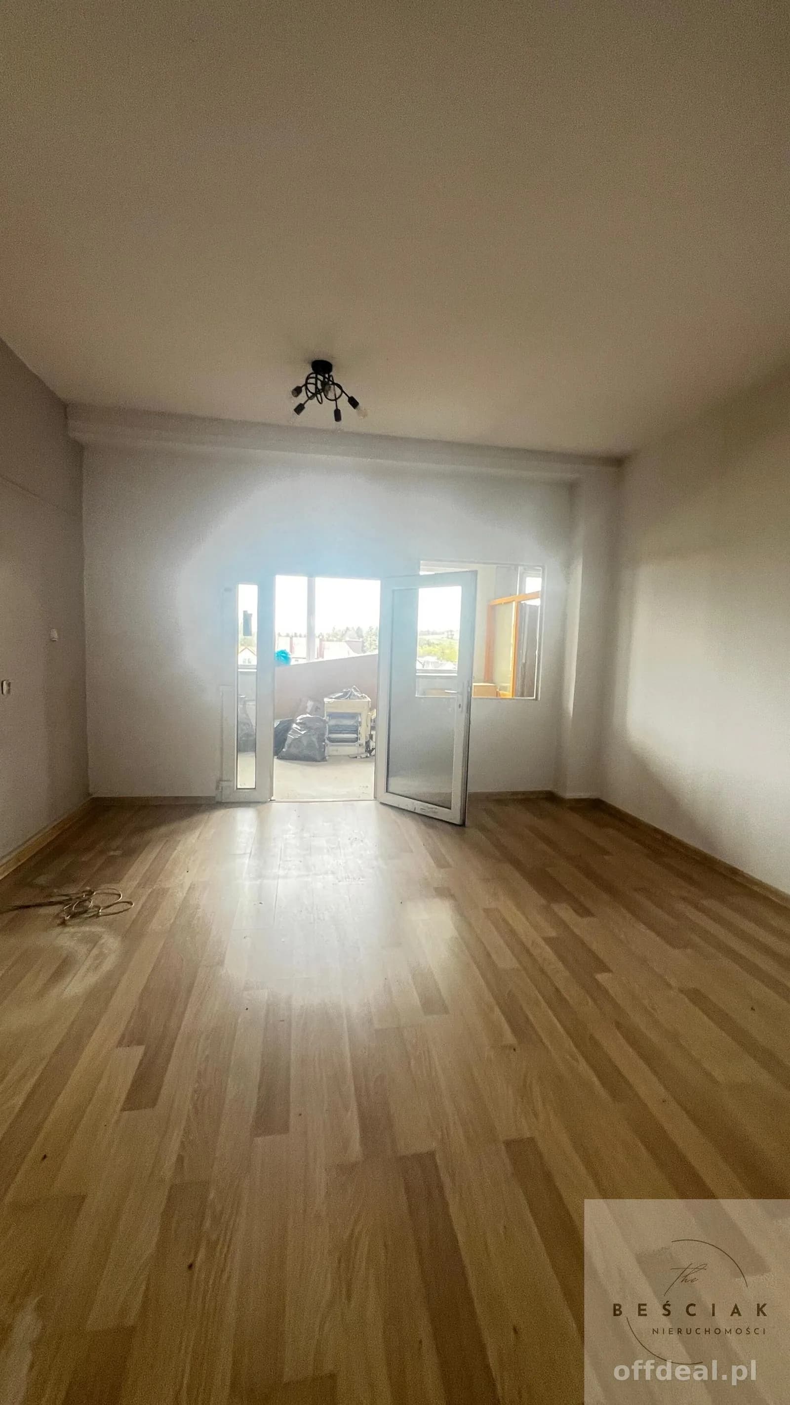 🏢 LOKALE HANDLOWO–USŁUGOWE DO WYNAJĘCIA