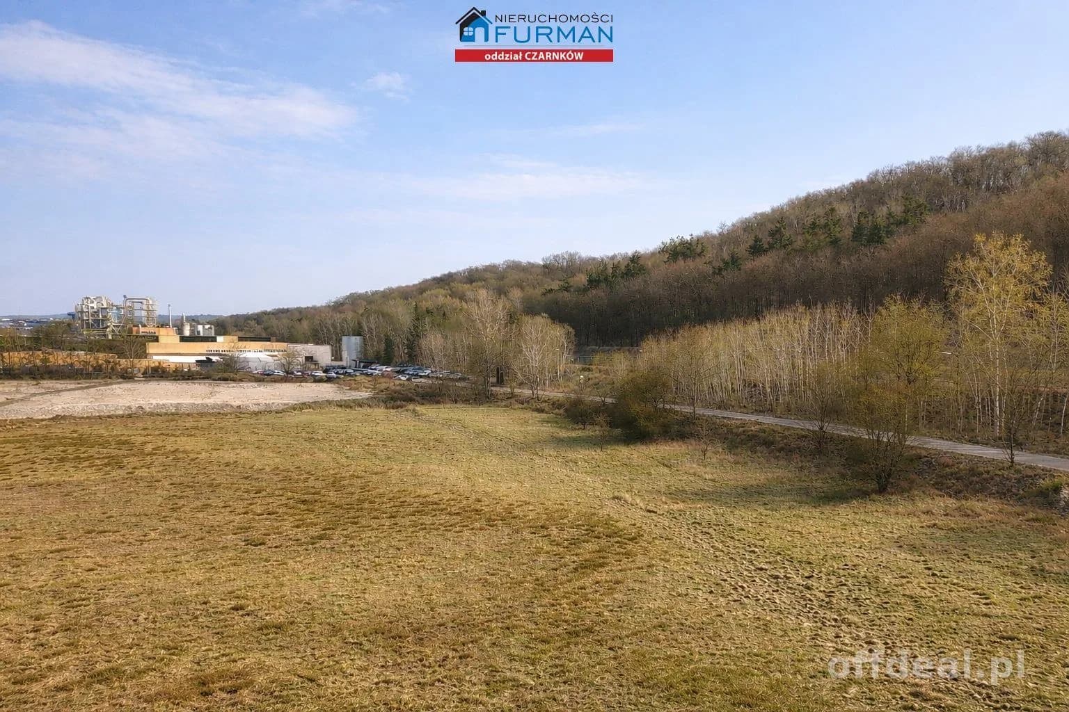 terrain à vendre à Czarnków | 277 265 m²