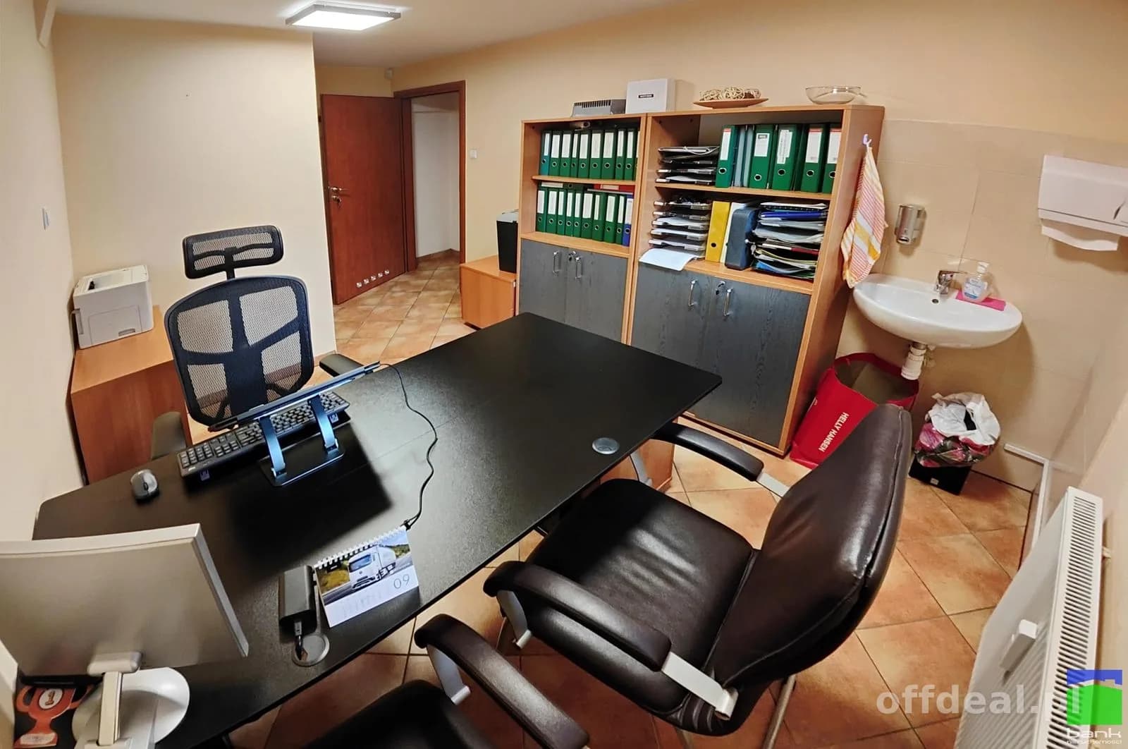 Centrum - lokal 11 m2 parter al. Kościuszki