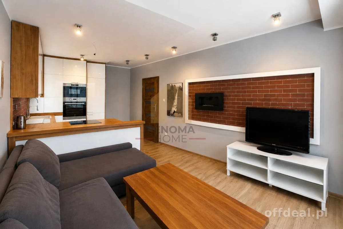 Photo 1: Apartment, 4 rooms, 74 m², Wrocław