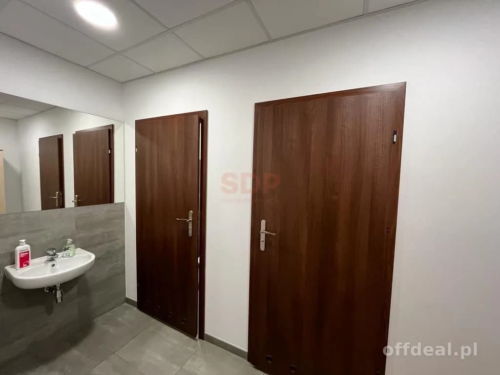 Biurowiec w samym centrum - możliwość podziału