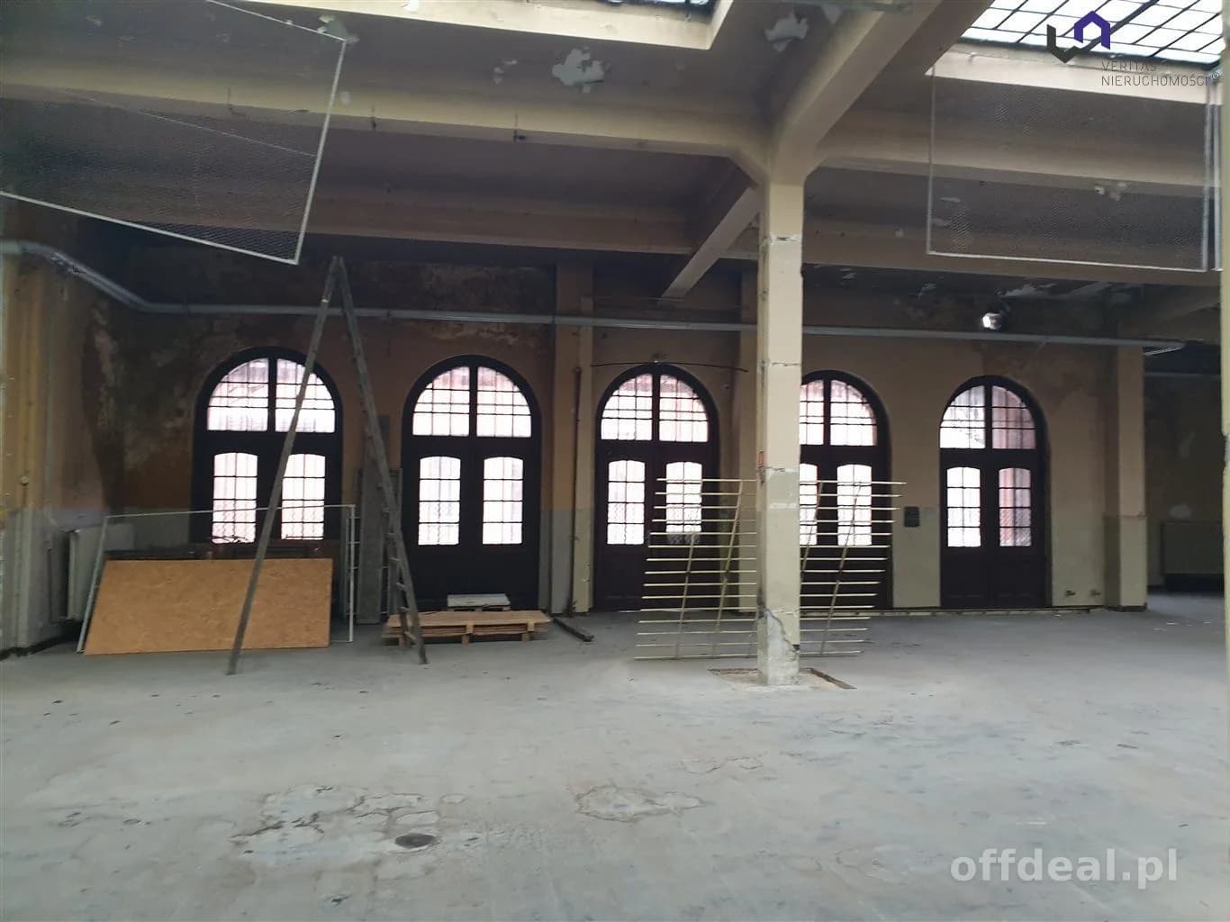 DUŻY LOKAL. IDELANY NA SKEP, BIO - BAZAR... ETC