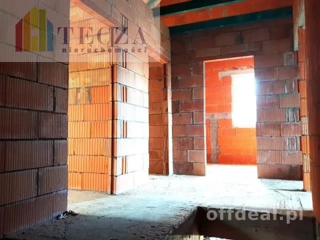 будинок на продаж у Okuniew | 6-кімн. | 170 m²