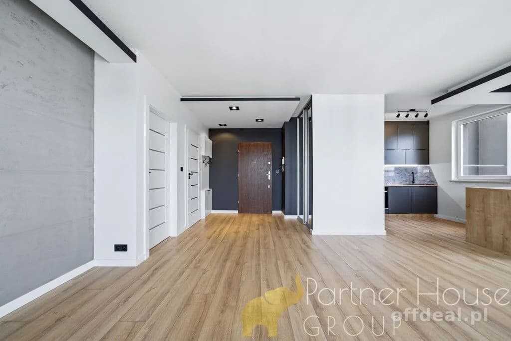 Świeżo wykończony apartament | Wysokie piętro