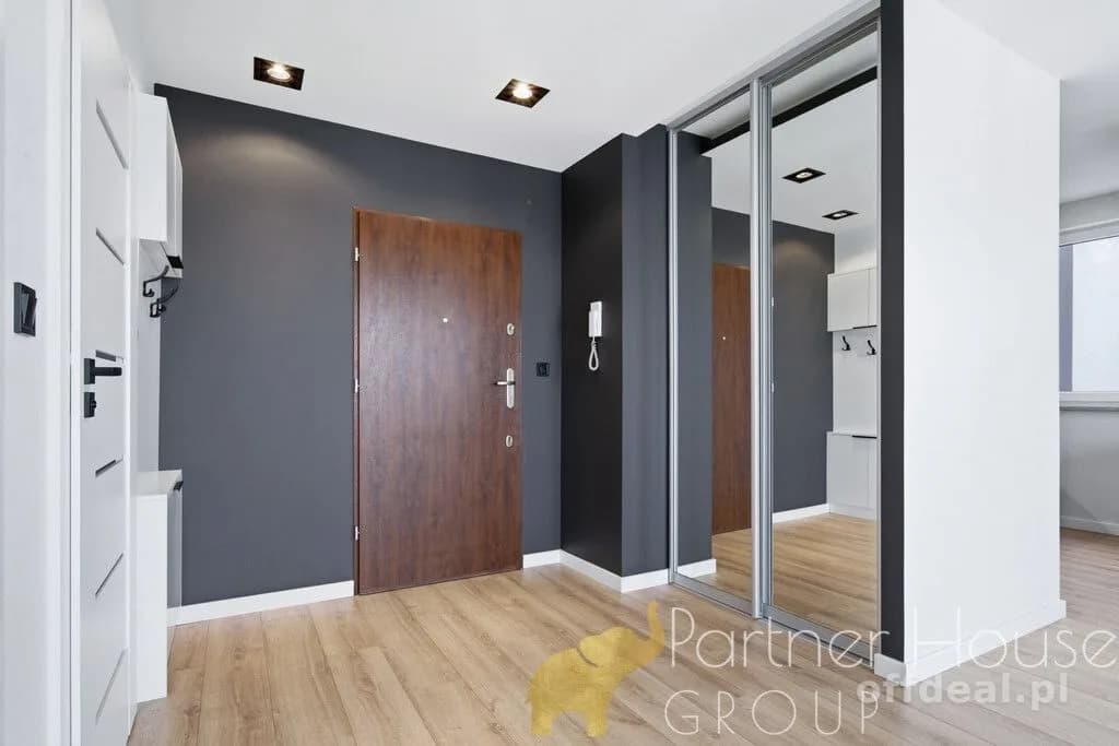 Świeżo wykończony apartament | Wysokie piętro
