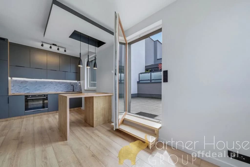 Świeżo wykończony apartament | Wysokie piętro