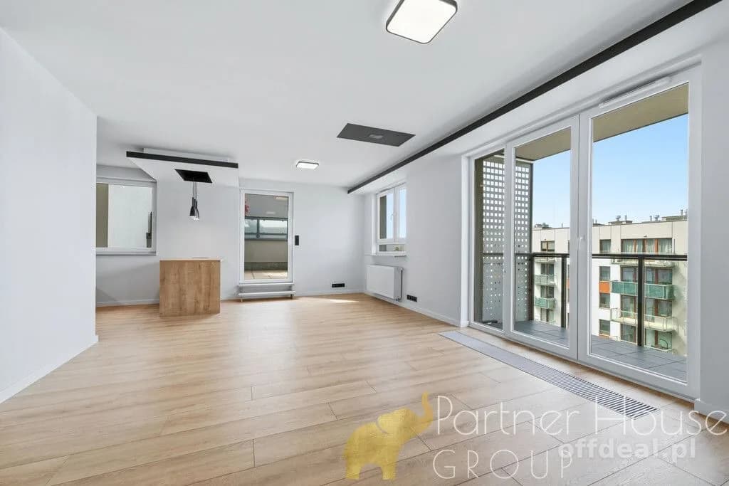 Świeżo wykończony apartament | Wysokie piętro