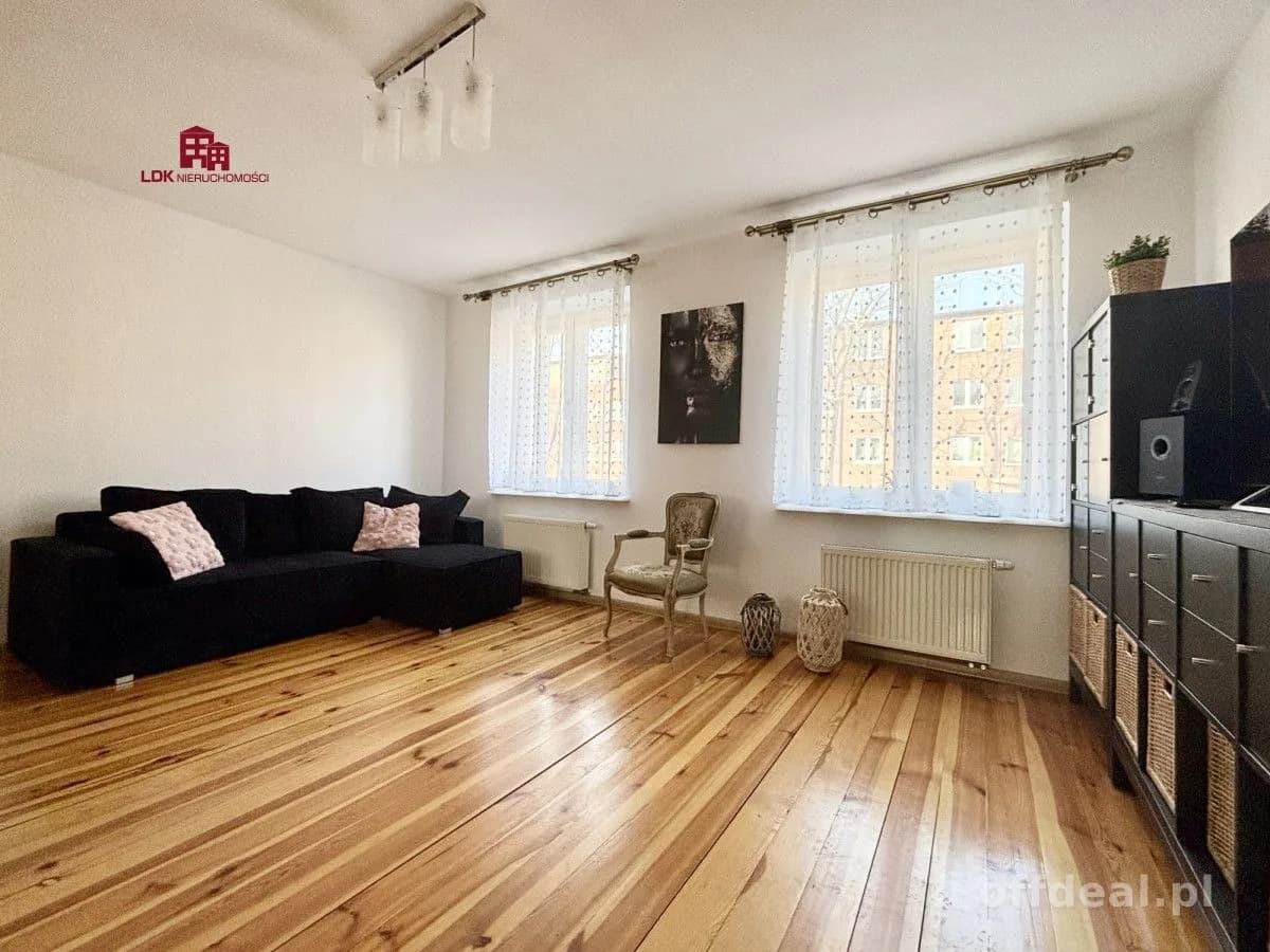 Jasne 42 m² w sercu Wrzeszcza