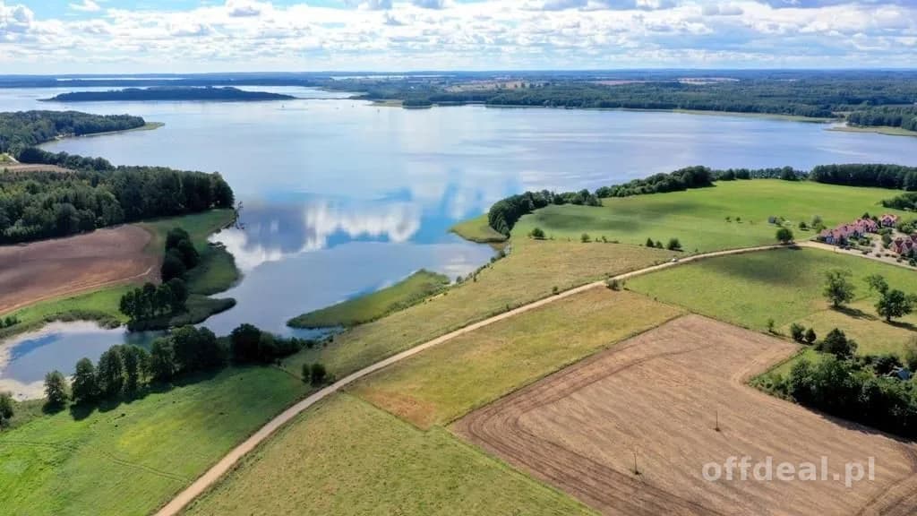 Działka bud. 2,1 ha z linią brzegową jeziora Mamry