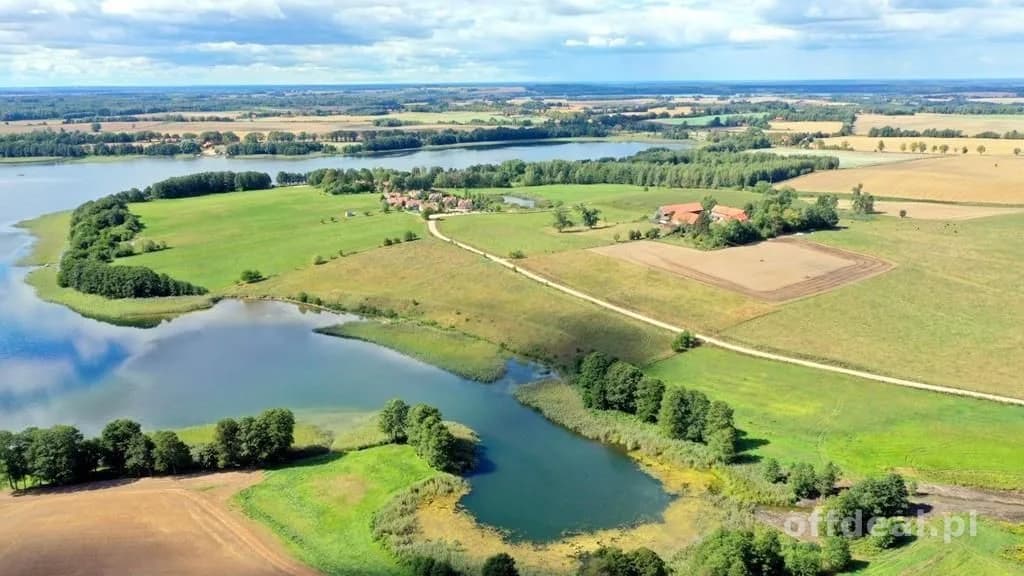 Działka bud. 2,1 ha z linią brzegową jeziora Mamry