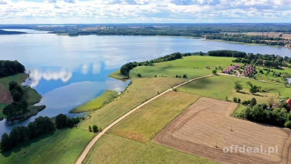 Działka bud. 2,1 ha z linią brzegową jeziora Mamry