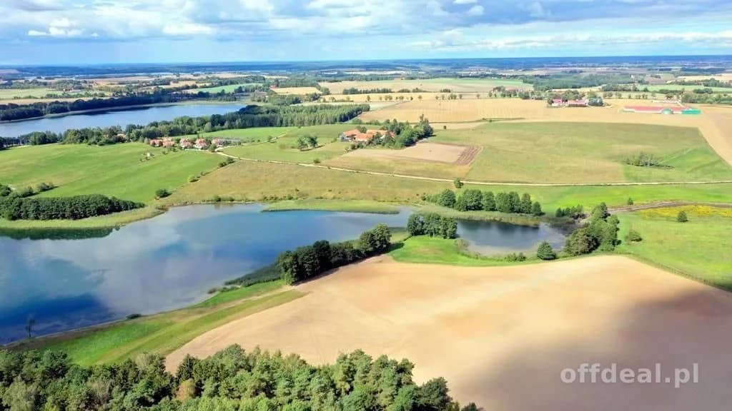 Działka bud. 2,1 ha z linią brzegową jeziora Mamry