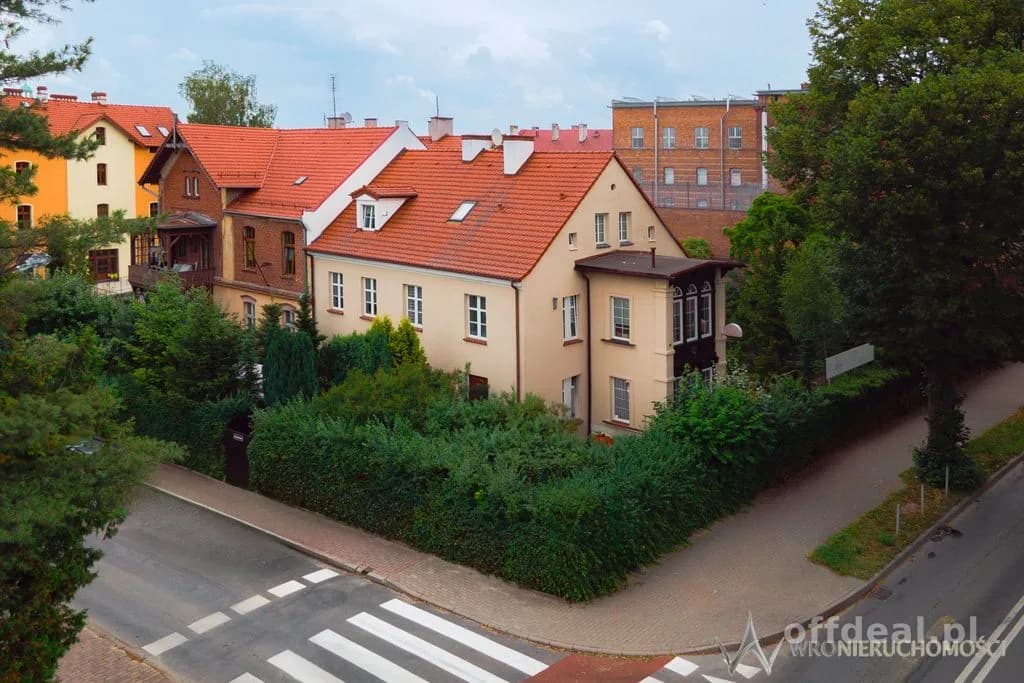 Dom z lokalem usługowym | Centrum miasta