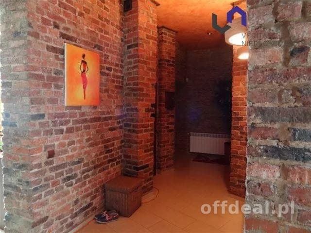 CIEKAWY APARTAMENT. 2 X PARKING. ZAMYKANE PODWÓRKO
