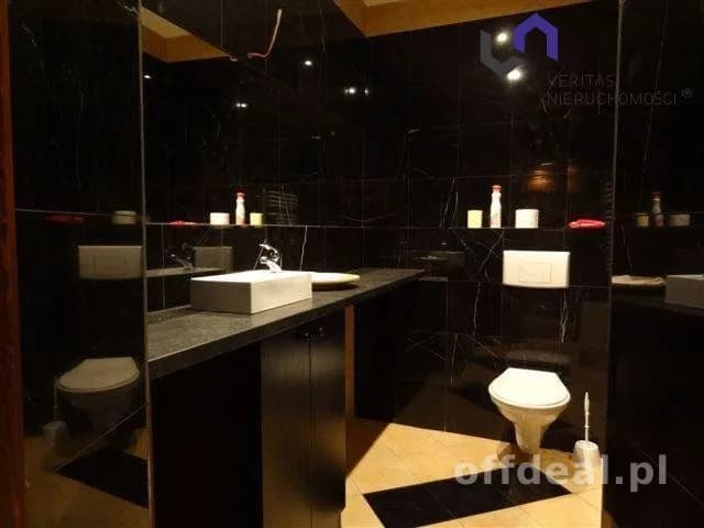 CIEKAWY APARTAMENT. 2 X PARKING. ZAMYKANE PODWÓRKO