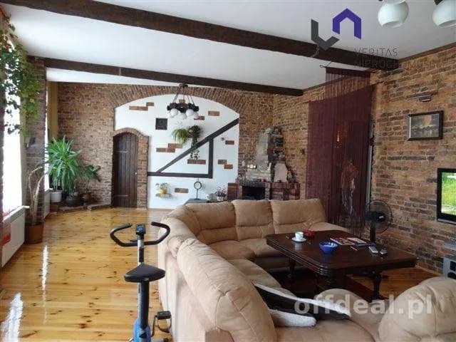 CIEKAWY APARTAMENT. 2 X PARKING. ZAMYKANE PODWÓRKO