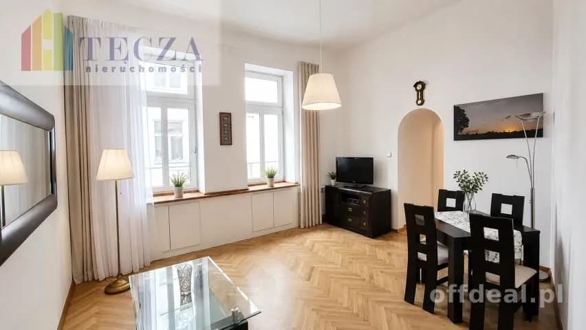 квартира на продаж у Warszawa, Śródmieście, Ujazdów | 2-кімн. | 41,44 m²