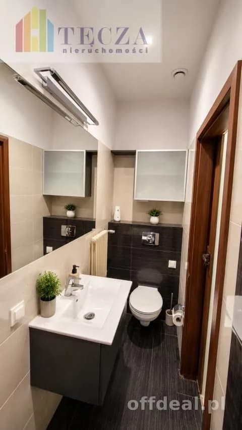 квартира на продаж у Warszawa, Śródmieście, Ujazdów | 2-кімн. | 41,44 m²